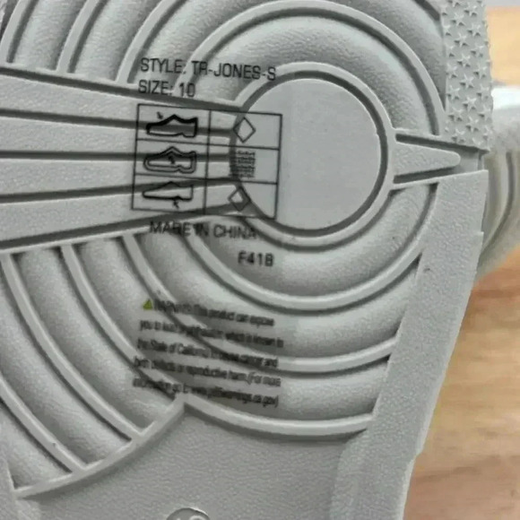 True Religion Jones Court Silver Emboss Casual Sneaker Men’s‎ Size 10 New - Picture 7 of 7